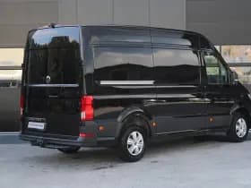 Volkswagen Crafter 35 2.0 TDI L3H3 177pk - Facelift - Navigatie - LED - Geveerde stoel - Virtual cockpit - Camera - Trekhaak - Stoelverwarming - Rijklaar thumbnail 3