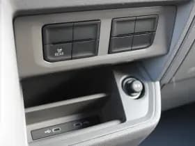 Volkswagen Crafter 35 2.0 TDI L3H3 177pk - Facelift - Navigatie - LED - Geveerde stoel - Virtual cockpit - Camera - Trekhaak - Stoelverwarming - Rijklaar thumbnail 29