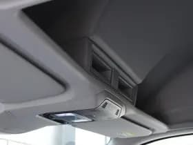 Volkswagen Crafter 35 2.0 TDI L3H3 177pk - Facelift - Navigatie - LED - Geveerde stoel - Virtual cockpit - Camera - Trekhaak - Stoelverwarming - Rijklaar thumbnail 33