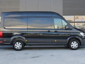 Volkswagen Crafter 35 2.0 TDI L3H3 177pk - Facelift - Navigatie - LED - Geveerde stoel - Virtual cockpit - Camera - Trekhaak - Stoelverwarming - Rijklaar thumbnail 38