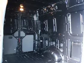 Volkswagen Crafter 35 2.0 TDI L3H3 177pk - Facelift - Navigatie - LED - Geveerde stoel - Virtual cockpit - Camera - Trekhaak - Stoelverwarming - Rijklaar thumbnail 6