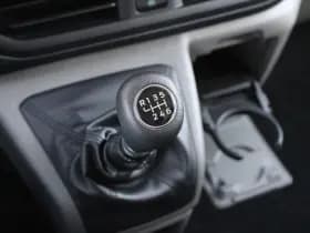 Ford Transit Custom 320 2.0 TDCI L2H1 Trend DC 136pk - Carplay - Android - Camera - Trekhaak - LED koplampen - Stoelverwarming - Draadloos laden - Rijklaar thumbnail 18