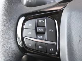 Ford Transit Custom 320 2.0 TDCI L2H1 Trend DC 136pk - Carplay - Android - Camera - Trekhaak - LED koplampen - Stoelverwarming - Draadloos laden - Rijklaar thumbnail 7