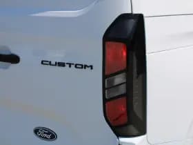 Ford Transit Custom 320 2.0 TDCI L2H1 Trend DC 136pk - Carplay - Android - Camera - Trekhaak - LED koplampen - Stoelverwarming - Draadloos laden - Rijklaar thumbnail 19