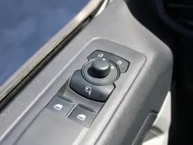 Ford Transit Custom 320 2.0 TDCI L2H1 Trend DC 136pk - Carplay - Android - Camera - Trekhaak - LED koplampen - Stoelverwarming - Draadloos laden - Rijklaar thumbnail 22