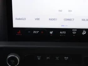 Ford Transit Custom 320 2.0 TDCI L2H1 Trend DC 136pk - Carplay - Android - Camera - Trekhaak - LED koplampen - Stoelverwarming - Draadloos laden - Rijklaar thumbnail 24