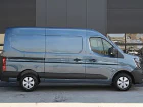 Renault Master T35 2.0 dCi 170pk L2H2 Extra - 2x Schuifdeur - Navigatie - Blind Spot - Camera - Stoelverwarming - Verwarmde voorruit - Rijklaar thumbnail 31