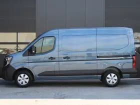 Renault Master T35 2.0 dCi 170pk L2H2 Extra - 2x Schuifdeur - Navigatie - Blind Spot - Camera - Stoelverwarming - Verwarmde voorruit - Rijklaar thumbnail 35