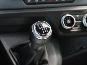 Renault Master T35 2.0 dCi 170pk L2H2 Extra - 2x Schuifdeur - Navigatie - Blind Spot - Camera - Stoelverwarming - Verwarmde voorruit - Rijklaar thumbnail 31