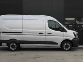 Renault Master T35 2.0 dCi 170pk L2H2 Extra - Navigatie - Camera - 270 gr deuren - Parkeersensoren - Draadloos laden - Rijklaar thumbnail 4