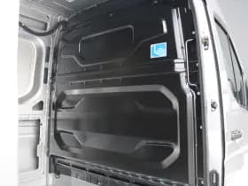 Renault Master T35 2.0 dCi 170pk L2H2 Extra - Navigatie - Camera - 270 gr deuren - Parkeersensoren - Draadloos laden - Rijklaar thumbnail 12