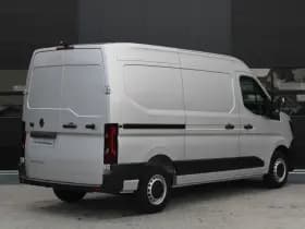 Renault Master T35 2.0 dCi 170pk L2H2 Extra - Navigatie - Camera - 270 gr deuren - Parkeersensoren - Draadloos laden - Rijklaar thumbnail 5