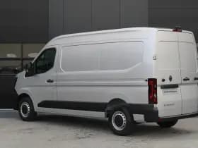 Renault Master T35 2.0 dCi 170pk L2H2 Extra - Navigatie - Camera - 270 gr deuren - Parkeersensoren - Draadloos laden - Rijklaar thumbnail 7