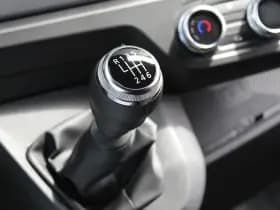 Renault Master T35 2.0 dCi 170pk L2H2 Extra - Navigatie - Camera - 270 gr deuren - Parkeersensoren - Draadloos laden - Rijklaar thumbnail 31