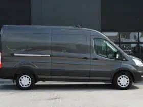 Ford Transit 350 2.0 TDCI L3H2 Trend 130pk Trend - Carplay - Android - 360 Camera - Climate - Cruise - Parkeersensoren - Rijklaar thumbnail 4