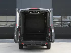 Ford Transit 350 2.0 TDCI L2H2 Trend 165pk - Facelift - Adaptive Cruise - Navigatie - Blind Spot - 360 Camera - Stoel - Stuurverwarming - Rijklaar thumbnail 8