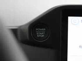 Ford Transit Custom 320 2.0 TDCI L2H1 Trend 170pk - 4x4 AWD - 2x Schuifdeur - Carplay - Android - Camera - Stoelverwarming - Verwarmd stuurwiel - Rijklaar thumbnail 28