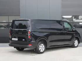 Ford Transit Custom 320 2.0 TDCI L2H1 Trend 170pk - 4x4 AWD - 2x Schuifdeur - Carplay - Android - Camera - Stoelverwarming - Verwarmd stuurwiel - Rijklaar thumbnail 6