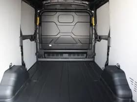 Ford Transit 350 2.0 TDCI L2H2 Trend 165pk - Facelift - 2x Schuifdeur - Adaptive Cruise - Navigatie - Blind Spot - 360 Camera - Stoel - Stuurverwarming - Rijklaar thumbnail 11