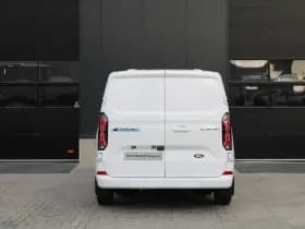 Ford E-Transit Custom 340 L2H1 Limited 65 kWh 218pk - 2x Schuif - LED - 360 Camera - B&O - ACC - Navi - Stoel/Stuurverwarming - Rijklaar thumbnail 8