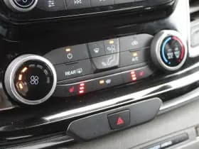 Ford Transit Custom 320 2.0 TDCI L1H1 Tourneo 170pk - Automaat - Leder - ACC - 1+1 stoelopstelling - Bi-Xenon -Stoelverwarming - Rijklaar thumbnail 28