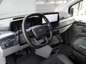 Ford Tourneo Custom 320 2.0 TDCI L2H1 Titanium X DC 170pk - Adaptive Cruise - LED - Blind Spot - Leder - Navigatie - 360 Camera - Trekhaak - Rijklaar thumbnail 14