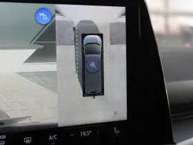 Ford Tourneo Custom 320 2.0 TDCI L2H1 Titanium X DC 170pk - Adaptive Cruise - LED - Blind Spot - Leder - Navigatie - 360 Camera - Trekhaak - Rijklaar thumbnail 32