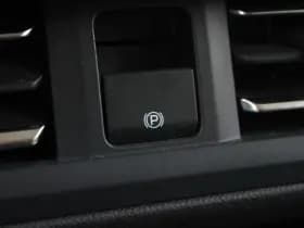 Ford Tourneo Custom 320 2.0 TDCI L2H1 Titanium X DC 170pk - Adaptive Cruise - LED - Blind Spot - Leder - Navigatie - 360 Camera - Trekhaak - Rijklaar thumbnail 36