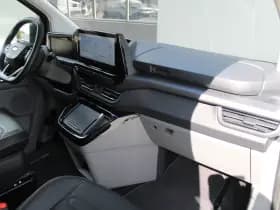 Ford Tourneo Custom 320 2.0 TDCI L2H1 Titanium X DC 170pk - Adaptive Cruise - LED - Blind Spot - Leder - Navigatie - 360 Camera - Trekhaak - Rijklaar thumbnail 46