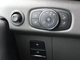 Ford Transit 350 2.0 TDCI L3H2 Limited Raptor 165pk - LUCHTVERING - ACC - Blind Spot - 360 camera - Raptor Grill - Stoel-Stuurverwarming - Trekhaak - Rijklaar thumbnail 11