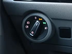 Volkswagen Transporter 2.0 TDI L2H1 28 Bulli 150pk - 20 Inch - Camera - Trekhaak - Leder - ACC - LED - Rijklaar thumbnail 28