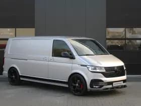 Volkswagen Transporter 2.0 TDI L2H1 28 Bulli 150pk - 20 Inch - Camera - Trekhaak - Leder - ACC - LED - Rijklaar thumbnail 4
