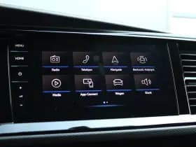 Volkswagen Transporter 2.0 TDI L2H1 28 Bulli 150pk - 20 Inch - Camera - Trekhaak - Leder - ACC - LED - Rijklaar thumbnail 32