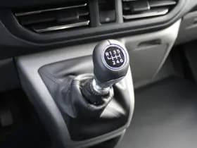 Ford Transit Custom 320 2.0 TDCI L2H1 Limited 150pk - Adaptive Cruise - Verwarmd stuur - Blind spot - Navigatie - Camera - Draadloos laden - Rijklaar thumbnail 31