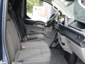 Ford Transit Custom 320 2.5 PHEV L2H1 Trend 232pk - 5 jaar GARANTIE - 2x Schuifdeur - Adaptive Cruise - Blind Spot - Navigatie - Camera - Verwarmd Stuur - Rijklaar thumbnail 14