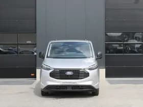 Ford Transit Custom 320 2.5 PHEV L2H1 Trend 232pk - 5 jaar GARANTIE - 2x Schuifdeur - Adaptive Cruise - Blind Spot - Navigatie - Camera - Verwarmd Stuur - Rijklaar thumbnail 2