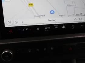 Ford Transit Custom 320 2.5 PHEV L2H1 Trend 232pk - 5 jaar GARANTIE - 2x Schuifdeur - Adaptive Cruise - Blind Spot - Navigatie - Camera - Verwarmd Stuur - Rijklaar thumbnail 24