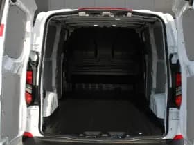 Ford Transit Custom 320 2.5 PHEV L2H1 Trend 232pk - 5 jaar GARANTIE - 2x Schuifdeur - Adaptive Cruise - Blind Spot - Navigatie - Camera - Verwarmd Stuur - Rijklaar thumbnail 11