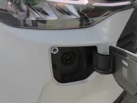 Ford Transit Custom 320 2.5 PHEV L2H1 Trend 232pk - 5 jaar GARANTIE - 2x Schuifdeur - Adaptive Cruise - Blind Spot - Navigatie - Camera - Verwarmd Stuur - Rijklaar thumbnail 39