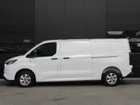 Ford Transit Custom 320 2.5 PHEV L2H1 Trend 232pk - 5 jaar GARANTIE - 2x Schuifdeur - Adaptive Cruise - Blind Spot - Navigatie - Camera - Verwarmd Stuur - Rijklaar thumbnail 9