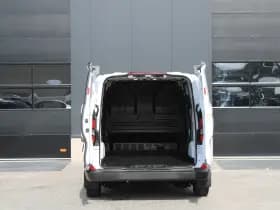 Ford Transit Custom 320 2.5 PHEV L2H1 Trend 232pk - 5 jaar GARANTIE - 2x Schuifdeur - Adaptive Cruise - Blind Spot - Navigatie - Camera - Verwarmd Stuur - Rijklaar thumbnail 10