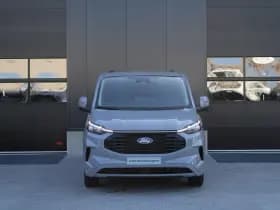 Ford Transit Custom 320 2.0 TDCI L2H1 Limited 170pk - 1+1 Stoelopstelling - 2x Schuifdeur - Adaptive Cruise - Verwarmd stuur - Blind spot - Navigatie - Camera - Draadloos laden - Rijklaar thumbnail 2