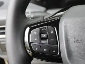 Ford Transit Custom 320 2.0 TDCI L2H1 Limited 170pk - 1+1 Stoelopstelling - 2x Schuifdeur - Adaptive Cruise - Verwarmd stuur - Blind spot - Navigatie - Camera - Draadloos laden - Rijklaar thumbnail 15