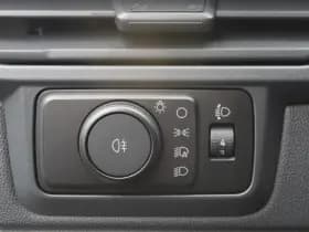 Ford Transit Custom 320 2.0 TDCI L2H1 Trend 136pk - 2x Schuifdeur - LED koplampen - Carplay - Android - Camera - Stoelverwarming - 70l tank - Rijklaar thumbnail 19