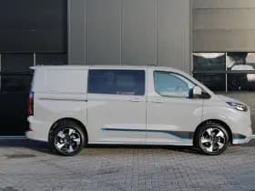 Ford Transit Custom 320 2.5 PHEV L1H1 Sport DC 232pk - 2x Schuif - 360 Camera - ACC - Keyless - Stoel/Stuurverwarming - Blindspot - Incl BPM - Rijklaar thumbnail 4