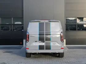 Ford Transit Custom 320 2.5 PHEV L1H1 Sport DC 232pk - 2x Schuif - 360 Camera - ACC - Keyless - Stoel/Stuurverwarming - Blindspot - Incl BPM - Rijklaar thumbnail 7