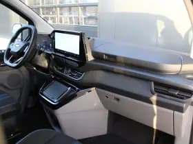 Ford Transit Custom 320 2.5 PHEV L1H1 Sport DC 232pk - 2x Schuif - 360 Camera - ACC - Keyless - Stoel/Stuurverwarming - Blindspot - Incl BPM - Rijklaar thumbnail 40