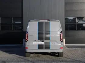 Ford Transit Custom 320 2.5 PHEV L1H1 Sport DC 232pk - 2x Schuif - 360 Camera - ACC - Keyless - Stoel/Stuurverwarming - Blindspot - Incl BPM - Rijklaar thumbnail 7