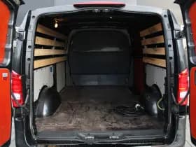 Mercedes-Benz EVito Extra Lang 66 kWh 116pk - Leder - Camera - LED - Carplay/Android - PDC - Stoelverwarming - Snelladen - Rijklaar thumbnail 11