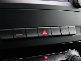 Mercedes-Benz EVito Extra Lang 66 kWh 116pk - Leder - Camera - LED - Carplay/Android - PDC - Stoelverwarming - Snelladen - Rijklaar thumbnail 35